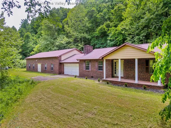 40 Wimmerfield Rd, Saint Albans, WV 25177