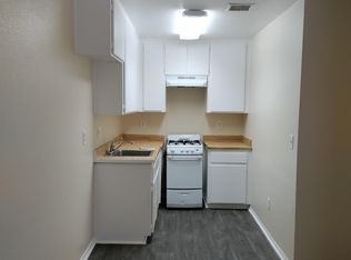 18000 Pearmain St APT 17, Adelanto, CA 92301