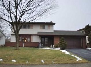 1703 Sugarmaple Dr, Columbus, OH 43229