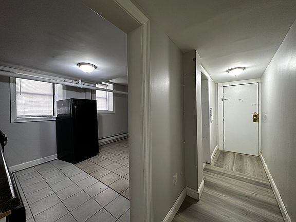4th image of 500 Baldwin Ave #222E