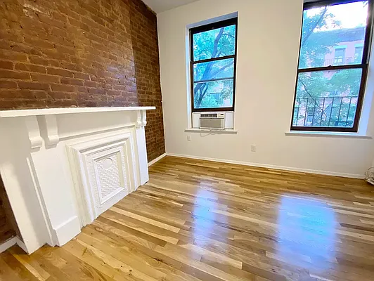 Rented by J PRESTON AND ASSOCIATES INC | media 11