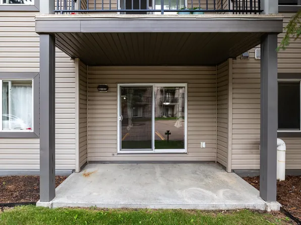 1188 Hyndman Rd NW #106, Edmonton, AB T5A 0E9