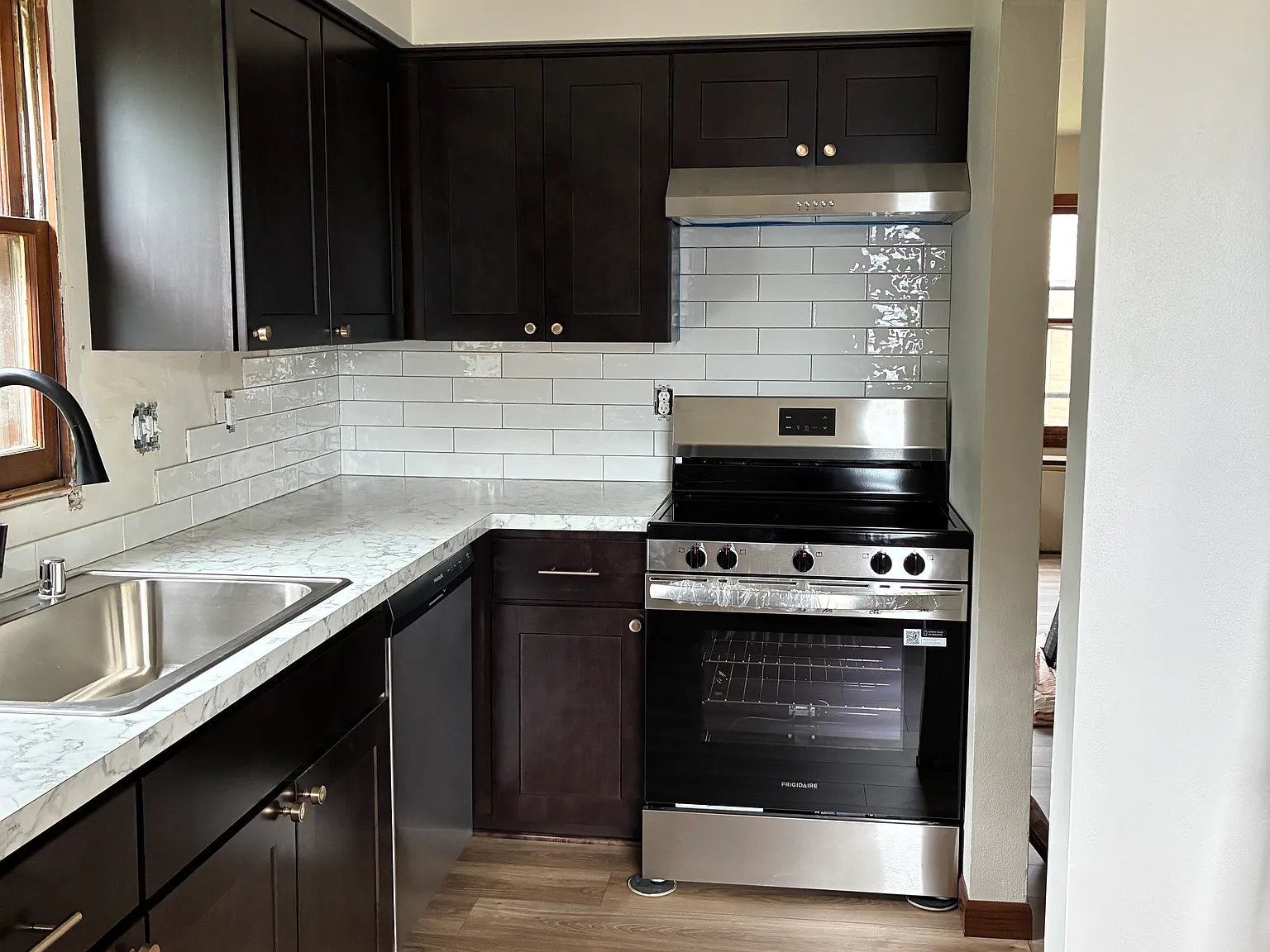 3 bed, 1.5 bath, 1250 sqft, $1,995 — Photo 1