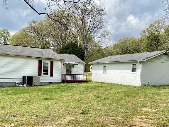 5th image of 134 Sycamore Dr