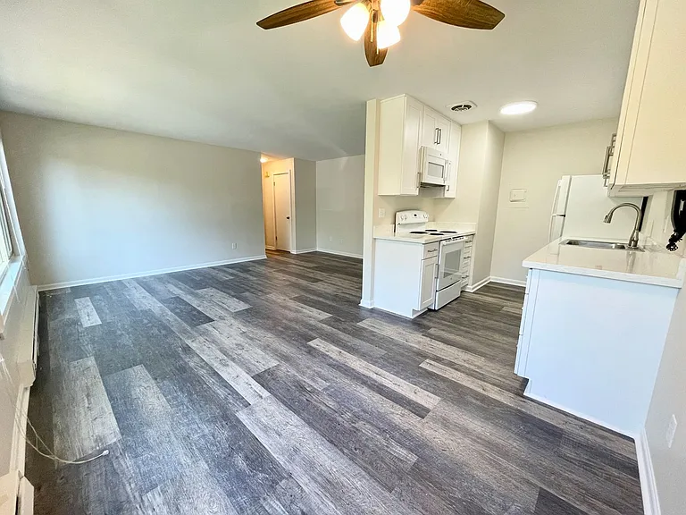 Barbi Apartments — Photo 12