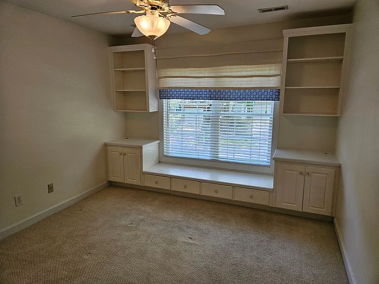 3214 Philmont Dr — Photo 20