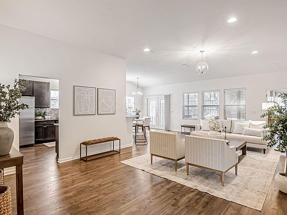 3rd image of 6271 Prairiefire Ave