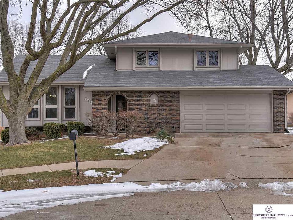 1st image of 4713 N 112th Cir
