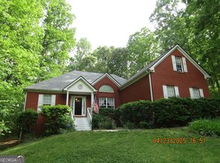 25 Lake Charles Ct, Covington, GA 30016