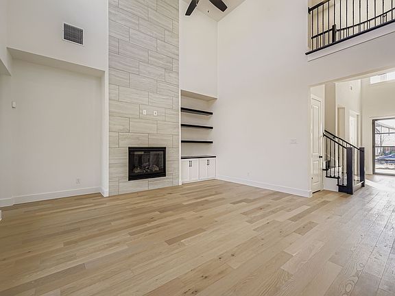 5th image of 2700 Prestonshire Ln