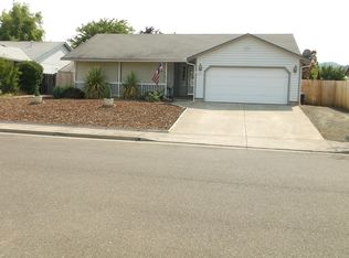 231 SE Debbie Way, Myrtle Creek, OR 97457