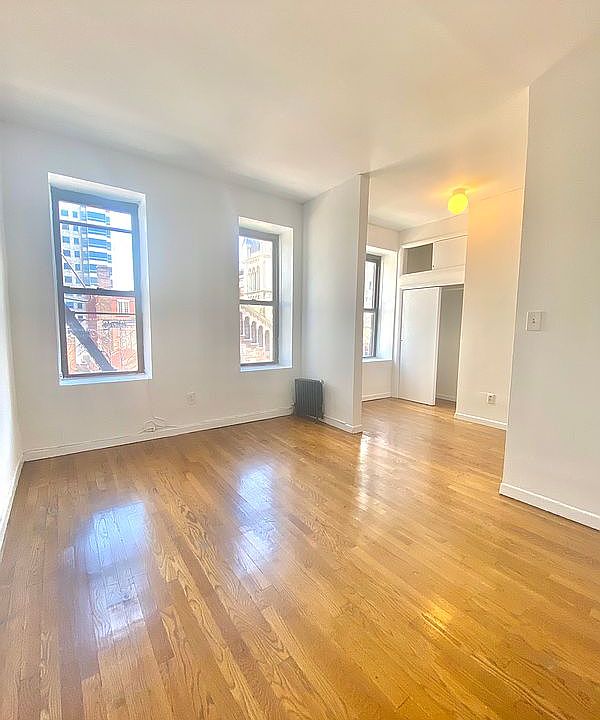 1st image of 1229 1st Ave APT 21
