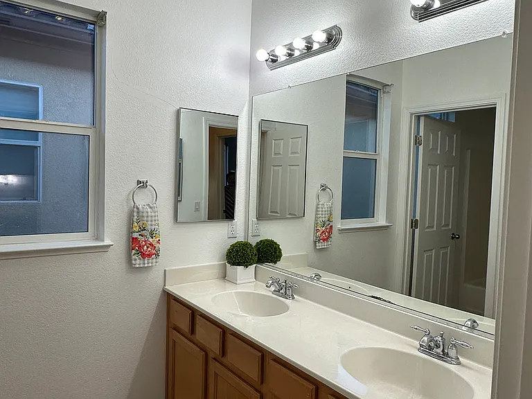 8252 Crystal Walk Cir — Photo 8