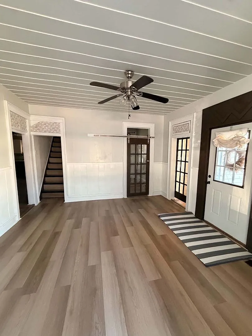Beautiful Updated 5 Bedroom / 2 Bathrooms In Lamar Mo — Photo 4