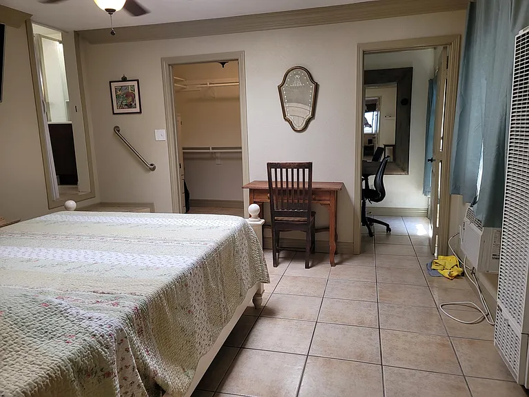 555 Matagual Dr — Photo 7