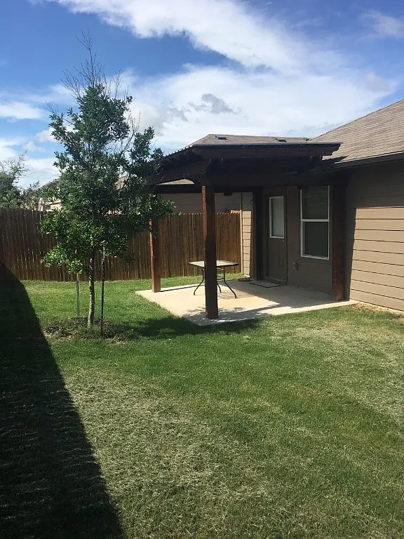 Building Photo - 10406 Hatton Ln #10406