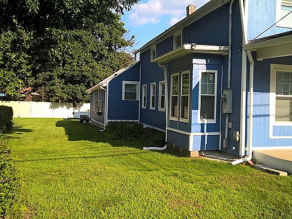 Left Side to Flat Rear Yard