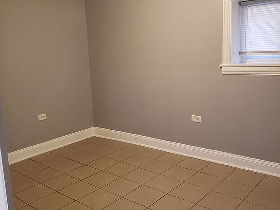 5th image of 8004 S Yale Ave Basement 8004