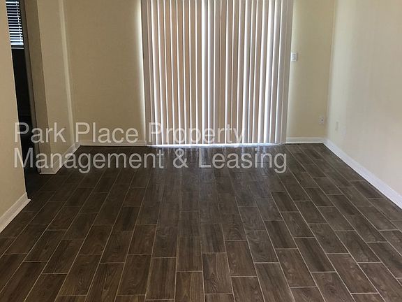3rd image of 1050 Wayne Ave APT 4
