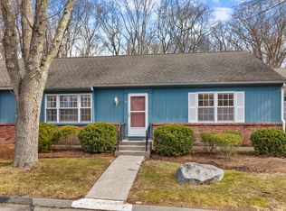 4 Strathmore Ln #4, Madison, CT 06443