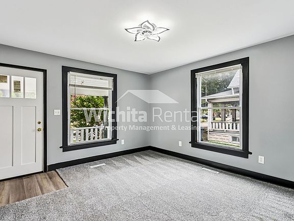 4th image of 1132 W Munnell St APT A