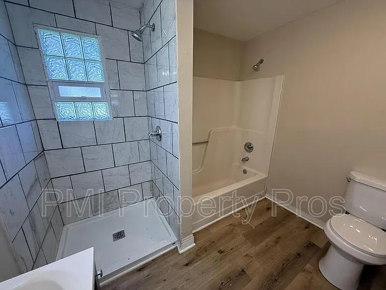 2945 N 23rd St — Photo 16