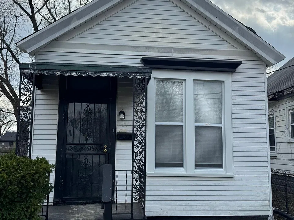 3442 Larkwood Ave
