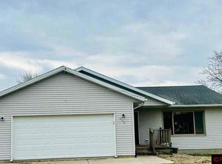 405 Baer Cir, Pemberton, MN 56078