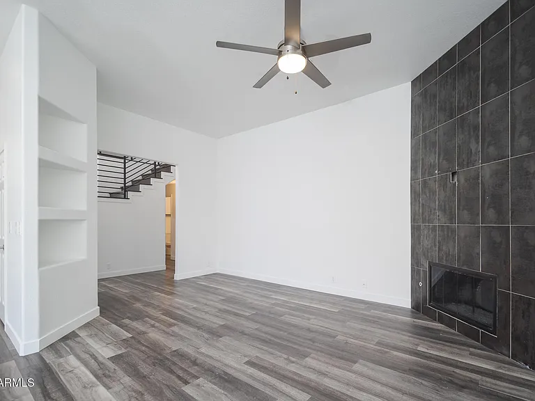 18031 N 15th Pl — Photo 7
