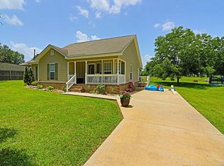 423 Thrasher Rd, Wetumpka, AL 36092