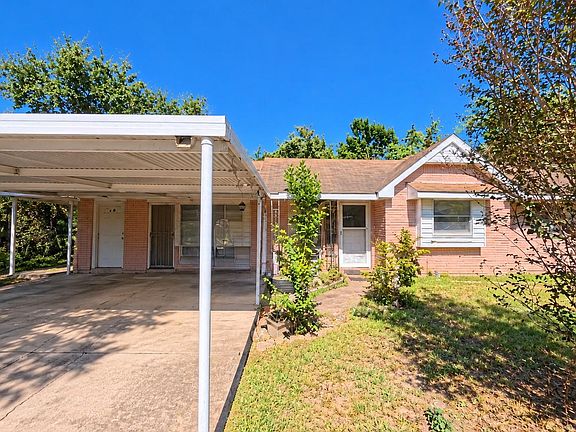 2nd image of 427 Doverfield Dr
