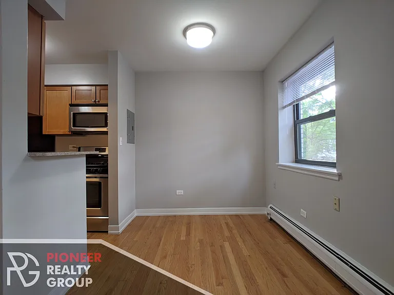 522 W Oakdale Ave #525-402 — Photo 8