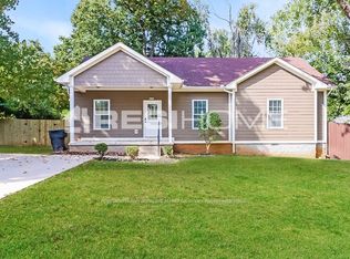 1111 Sherwood Ln, Murfreesboro, TN 37129