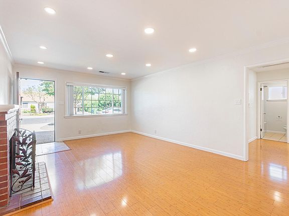 5th image of 646 Malarin Ave