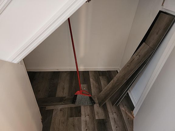 3rd image of 245 Sunnyridge Ave APT 13