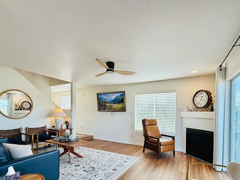 955 W Ensenada Ln — Photo 6