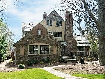 1st image of 130 Bellevue Ave