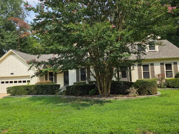 2207 Wittington Blvd, Alexandria, VA 22308