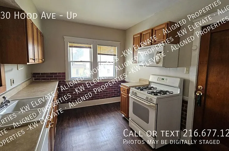 2030 Hood Ave #UP — Photo 11
