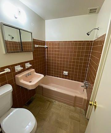 3rd image of 9774 Greenbush Pl