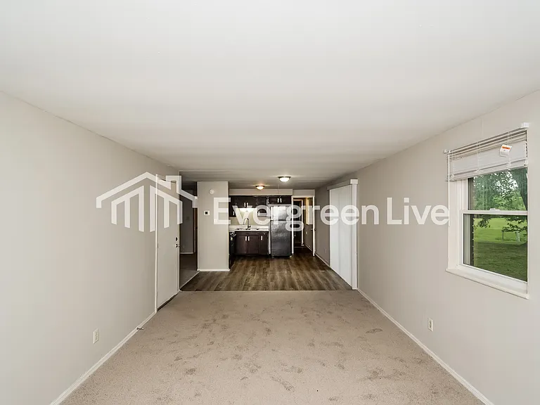 10407 Chris Dr — Photo 7