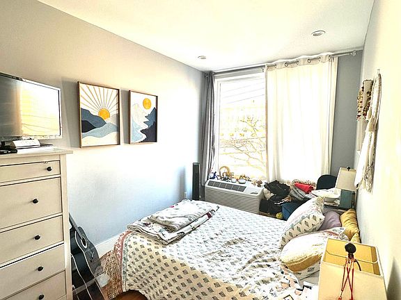 3rd image of 21-34 Broadway #2G