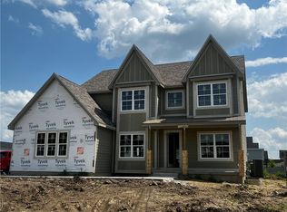 820 Roman Rd, Waukee, IA 50263