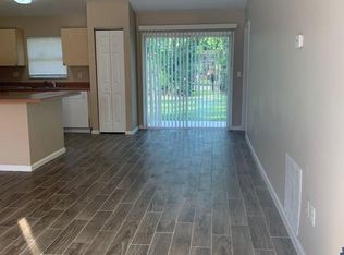 102 Rolling Sands Dr, Palm Coast, FL 32164
