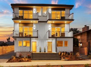922 NW 57th St, Seattle, WA 98107