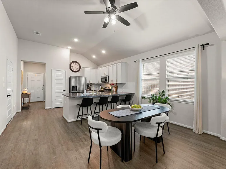 14911 Spring Forest Ln — Photo 9