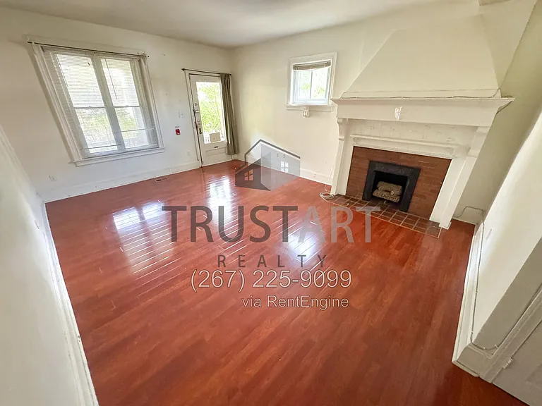 501 S 49th St #1 — Photo 8