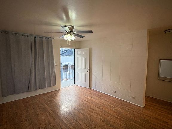 4th image of 1711 Kaluhikai Ln APT 204