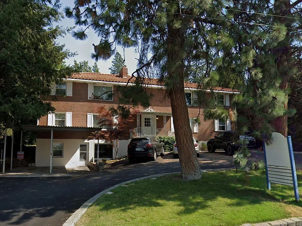 Monroe Apartments!
