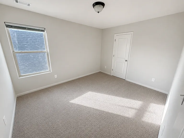 Secondary bedroom 1